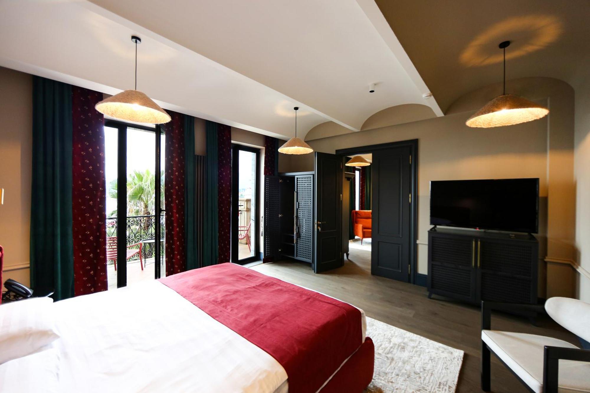 Hotel Retro باتومي المظهر الخارجي الصورة