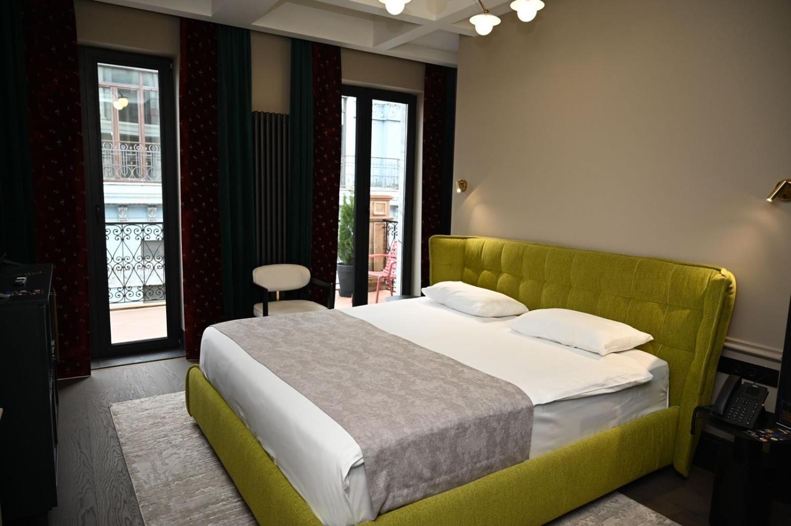 Hotel Retro باتومي المظهر الخارجي الصورة