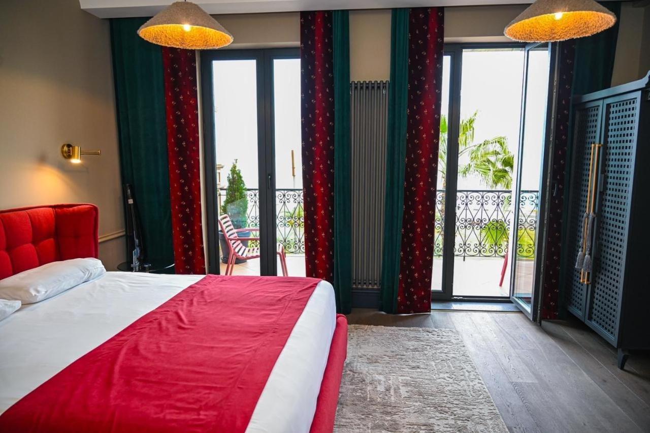 Hotel Retro باتومي المظهر الخارجي الصورة
